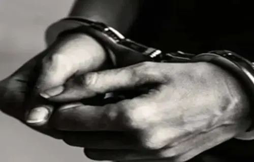 नालंदा: स्वास्थ्य अधिकारी रिश्वत लेते गिरफ्तार, भ्रष्टाचार के खिलाफ सख्त कार्रवाई