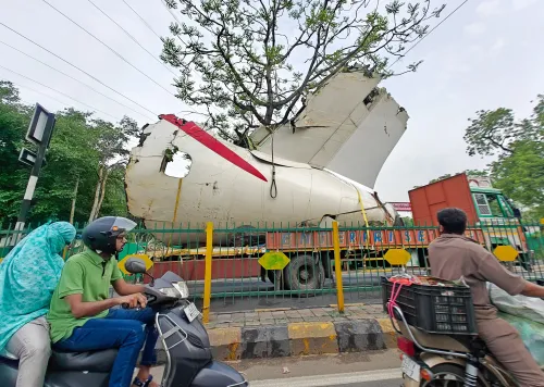 क्या एयर इंडिया विमान हादसे की एएआईबी की प्रारंभिक रिपोर्ट में क्या कहा गया है?