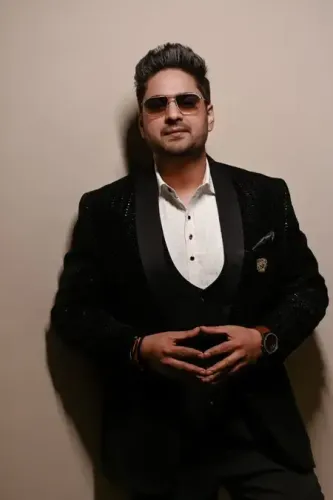 क्या अमित मिश्रा ने 'अंदाज 2' के गाने 'हम जैसे जी रहे हैं' पर रोमांटिक सिनेमा के सुनहरे दौर में लौटने का अनुभव किया?