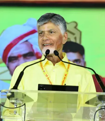 चंद्रबाबू नायडू सिंगापुर दौरे पर रवाना, अमरावती के लिए निवेश और सहयोग की तलाश