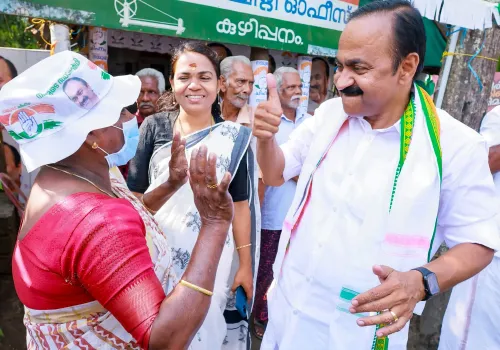 सतीशन का दावा: थरूर के सुरक्षाकर्मियों पर हमला और फर्जी सर्वेक्षण दर्शाते हैं वामपंथियों की हताशा