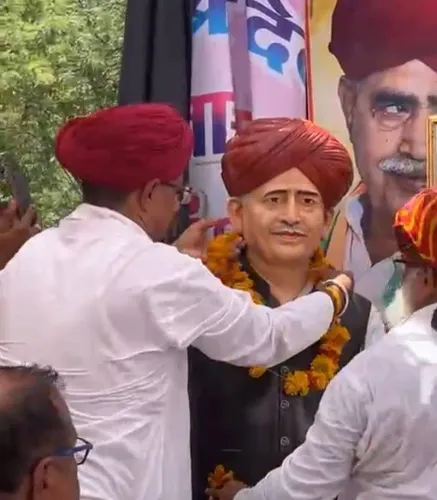 गुर्जर नेता विजय बैंसला की राजनेताओं को चेतावनी: 'समुदाय को वोट बैंक न समझें', BJP विधायक गोठवाल का वायरल वीडियो