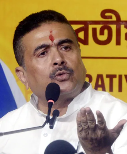 क्या शुभेंदु अधिकारी ने बंगाल पुलिस पर आरएसएस की रैली में बाधा डालने का आरोप लगाया?
