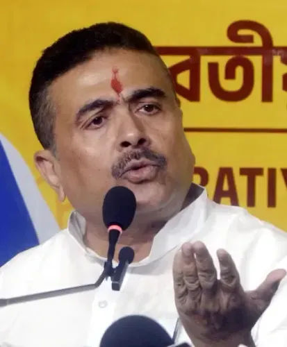 क्या शुभेंदु अधिकारी ने बंगाल पुलिस पर आरएसएस की रैली में बाधा डालने का आरोप लगाया?