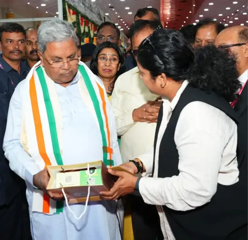 एग्री-टेक राजधानी बने बेंगलुरु — CM सिद्दारमैया का बड़ा विजन, किसानों को AI तकनीक से जोड़ने का आह्वान