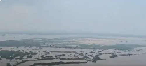 बिहार बाढ़: सीएम सम्राट चौधरी ने किया हवाई सर्वेक्षण, सोन बैराज से 5.18 लाख क्यूसेक पानी छोड़ा