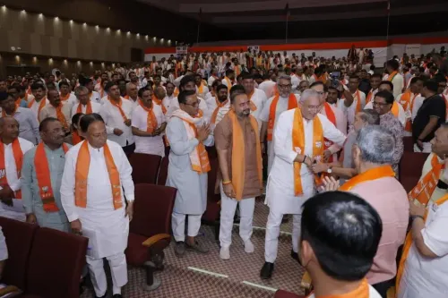 गुजरात में स्थानीय चुनावों के लिए भाजपा की महत्वपूर्ण बैठक का आयोजन