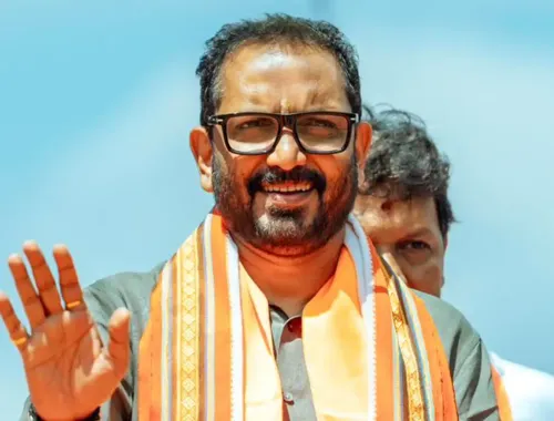 केरल RTI विवाद: भाजपा के सुरेंद्रन का सतीशन सरकार पर आरोप, सतर्कता फाइलें छुपाने की कोशिश