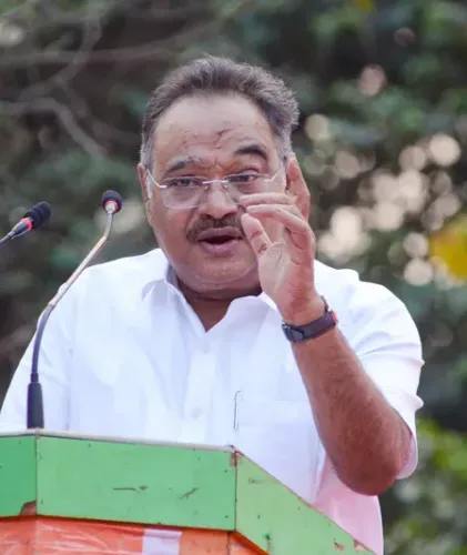 कमरहाटी नगरपालिका विवाद: भाजपा प्रदेश अध्यक्ष सामिक भट्टाचार्य ने कब्जे की राजनीति पर कड़ी चेतावनी दी