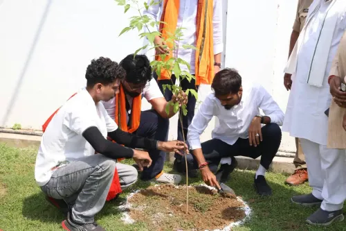 बीजेवाईएम की 'सेवा संकल्प यात्रा' 18 दिन बाद मध्य प्रदेश में प्रवेश, 6 राज्यों में 20 मार्गों पर जारी