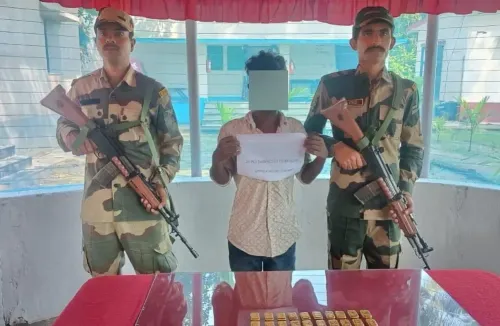 क्या भारत-बांग्लादेश बॉर्डर पर बीएसएफ ने 2.82 करोड़ रुपए के सोने के साथ तस्कर को पकड़ा?