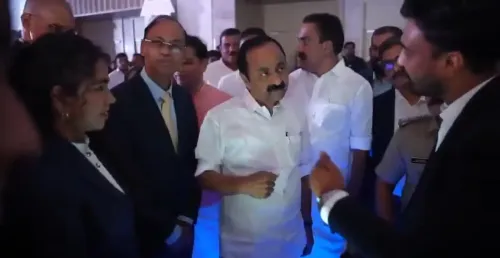 केरल CM वीडी सतीशन का 'फेस्टिवल केरल' का ऐलान, विकास के नए मॉडल का आह्वान