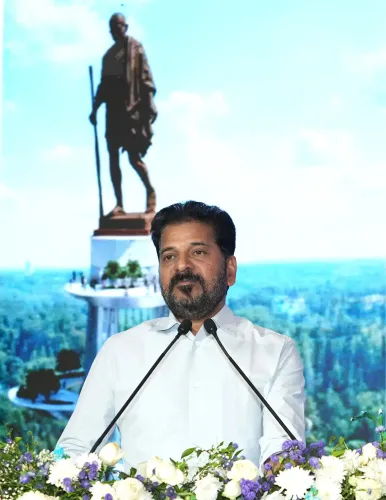 तेलंगाना CM रेवंत रेड्डी का TSRTC कर्मचारियों को भरोसा: हड़ताल का वेतन मिलेगा, मामले होंगे वापस