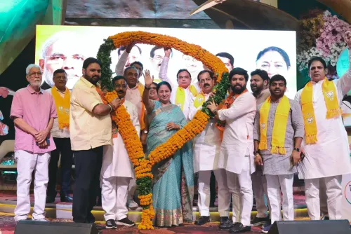 विकसित भारत संकल्प सम्मेलन: दिल्ली CM रेखा गुप्ता बोलीं — PM मोदी के विजन को ज़मीन पर उतारना हमारी प्राथमिकता