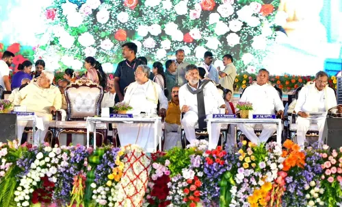 कर्नाटक में कांग्रेस के तीन साल: सिद्धारमैया बोले — 'कर्नाटक मॉडल, गुजरात मॉडल से बेहतर'