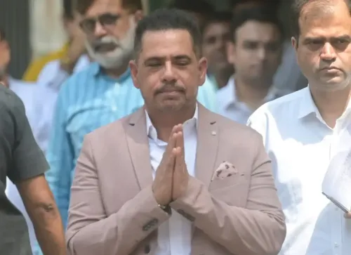 क्या रॉबर्ट वाड्रा के खिलाफ मनी लॉन्ड्रिंग की शिकायत पर दिल्ली की अदालत सुनवाई करेगी?