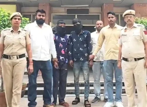 दिल्ली पुलिस ने उस्मानपुर लूट केस सुलझाया: हिस्ट्रीशीटर समेत दो गिरफ्तार, मोबाइल बरामद
