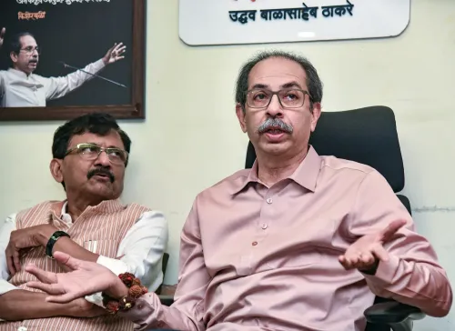 सामना संपादकीय: 'संवाद बंद हुआ तो तानाशाही गिरती है' — शिवसेना (यूबीटी) का केंद्र पर सीधा हमला
