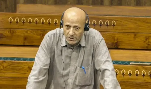 अंतरिम जमानत की मांग: इंजीनियर राशिद ने बीमार पिता से मिलने को दिल्ली हाईकोर्ट में दायर की याचिका