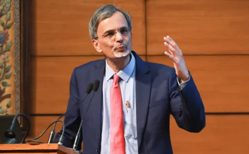 रुपया अंडरवैल्यूड: CEA नागेश्वरन बोले— लंबे निवेशकों के लिए यह सुनहरा मौका