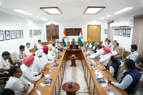 एथेनॉल नीति पर किसानों की मांग: शिवराज सिंह चौहान से मिला AIKCC प्रतिनिधिमंडल, लाभकारी मूल्य की शर्त