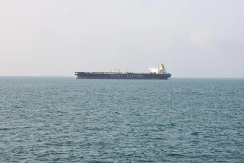 हॉर्मुज स्ट्रेट से पहली बार निकला एलएनजी टैंकर, 28 फरवरी से थी आवाजाही बंद