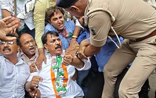 नीट पेपर लीक विरोध: अहमदाबाद में गुजरात कांग्रेस अध्यक्ष अमित चावड़ा समेत 100 हिरासत में