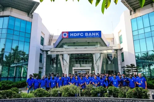 क्या एचडीएफसी बैंक ने औसत न्यूनतम बैलेंस बढ़ाने की रिपोर्ट्स को खंडित किया?