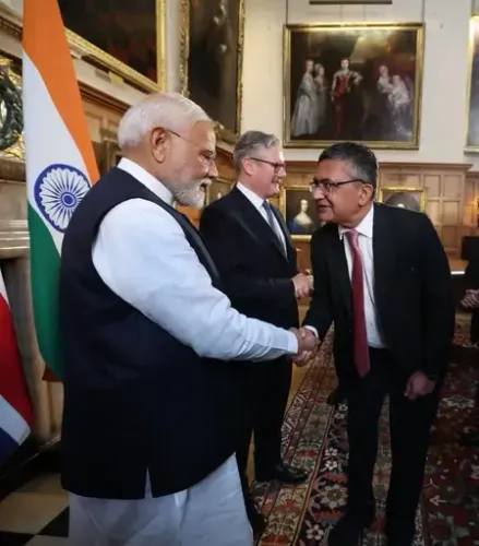 भारत और ब्रिटेन के बीच एफटीए पर हस्ताक्षर का साक्षी बनकर गौरवान्वित महसूस कर रहा हूं : आशीष कुमार चौहान