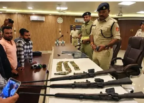 पुरुलिया में माओवादियों के छोड़े गए कैंप से हथियार बरामद, बंगाल-झारखंड पुलिस का संयुक्त अभियान तेज़