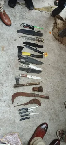 हैदराबाद पुलिस ने व्यवसायी की हत्या मामले में हिस्ट्रीशीटर के घरों पर छापा मारा, चाकू जब्त  
