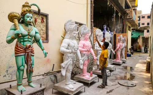 हनुमान जयंती यात्रा के लिए हैदराबाद में पुलिस सुरक्षा के कड़े इंतजाम