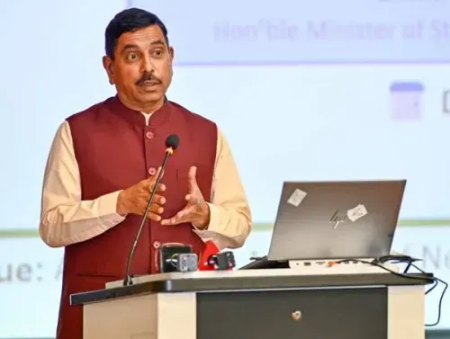 भारत क्लीन एनर्जी में विश्व अग्रणी: प्रह्लाद जोशी ने लॉन्च किया ग्रीन हाइड्रोजन सर्टिफिकेशन पोर्टल