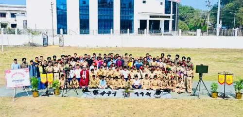 क्या भारतीय सेना ने त्रिपुरा प्रौद्योगिकी संस्थान में अपने हथियारों और क्षमताओं का प्रदर्शन किया?