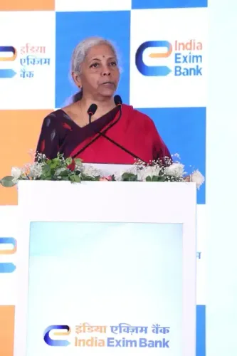 वित्त वर्ष 2025 में भारत के निर्यात ने वैश्विक वृद्धि को पीछे छोड़ते हुए रिकॉर्ड ऊंचाई को छुआ: वित्त मंत्री