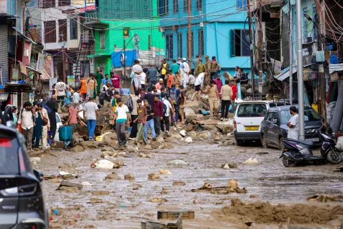 डोडा बादल फटना: उपराज्यपाल मनोज सिन्हा ने थथरी पीड़ितों को तत्काल राहत के आदेश दिए