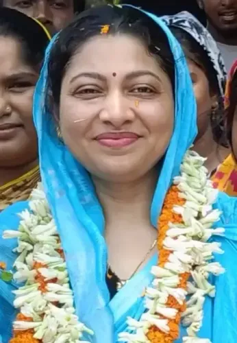 क्या पश्चिम बंगाल के कालीगंज विधानसभा उपचुनाव में तृणमूल उम्मीदवार आगे हैं?