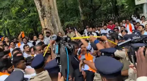 वाल्मीकि घोटाला: भाजपा ने विधान सौधा घेरा, नागेंद्र के इस्तीफे की मांग; अशोक-विजयेंद्र समेत कई हिरासत में