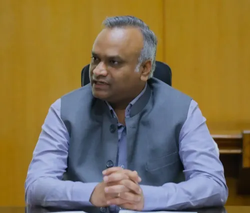 प्रियांक खड़गे ने मल्लिकार्जुन खड़गे के 'जहरीला सांप' बयान का समर्थन किया, असम के सीएम पर कटाक्ष