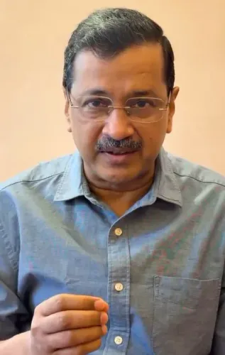केजरीवाल का अयोध्या दौरा: राम मंदिर दर्शन के साथ एसआईटी पर उठाए तीखे सवाल