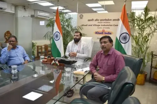 क्या केवीआईसी ने देशभर में 11,480 सेवा क्षेत्र के लाभार्थियों को 300 करोड़ रुपए की सब्सिडी दी?