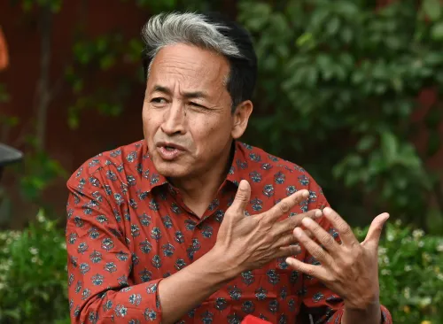 सोनम वांगचुक ने बातचीत की धीमी गति पर जताई निराशा, लेह-कारगिल के बीच चिंता बढ़ी