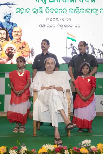 विश्व आदिवासी दिवस: नवीन पटनायक ने 169 जनजातीय समुदायों को एसटी सूची में शामिल करने की मांग दोहराई
