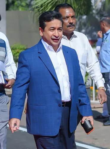 सागरमाला 2.0: महाराष्ट्र ने केंद्र से माँगी प्राथमिकता, नितेश राणे ने सोनोवाल से की मुलाकात