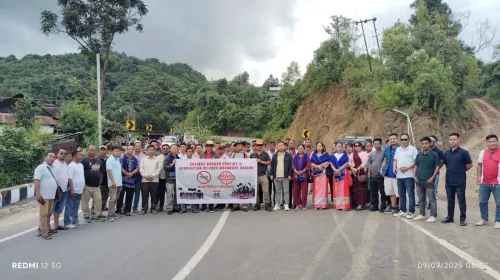 क्या मणिपुर सरकार ने यूनाइटेड नगा काउंसिल से 'व्यापार प्रतिबंध' हटाने का आग्रह किया?