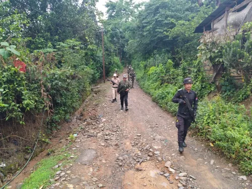 मणिपुर: नोनी जिले में गोलीबारी, नागा विलेज गार्ड की मौत — CRPF कोबरा के 2 जवान घायल