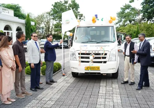 मेघालय के CM कॉनराड संगमा ने लॉन्च कीं 3 मोबाइल मेडिकल यूनिट, 93 गांवों के 2 लाख लोगों को मिलेगा फायदा
