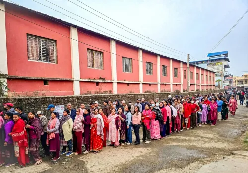 नेपाल में 1991 के बाद सबसे कम वोटिंग की आशंका, शांतिपूर्ण मतदान का माहौल
