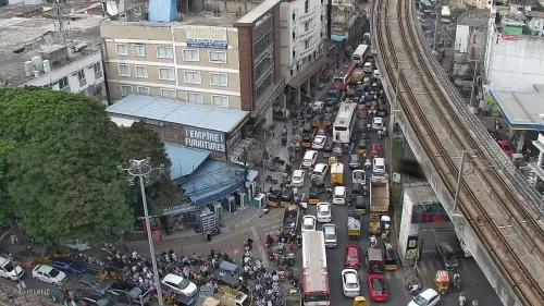 हैदराबाद में कई पेट्रोल पंपों पर 'स्टॉक खत्म', सरकार ने अफवाहों को सिरे से खारिज किया