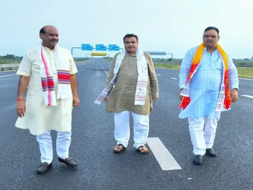 गडकरी ने दिल्ली-मुंबई एक्सप्रेसवे का निरीक्षण किया, NHAI को पेट्रोलिंग व ट्रैफिक प्रबंधन सुधारने के निर्देश